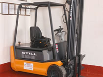 Still R20-18 1.8 tonne used electric forklift