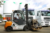 Forklift-trucks-case-study-still-image4-india