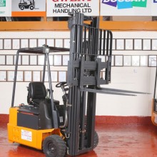 Linde E 15 1.5 tonne refurbished electric forklift